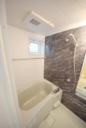 コンフォール高砂の物件内観写真